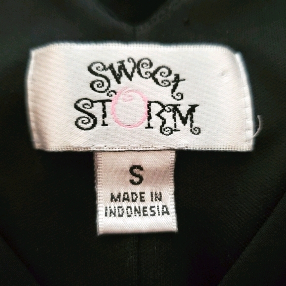 Sweet Storm Size Small Black V-Neck Sleeveless Pleated Dress - Picture 8 of 9